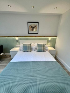 9 Sheraton Apartments Fort William